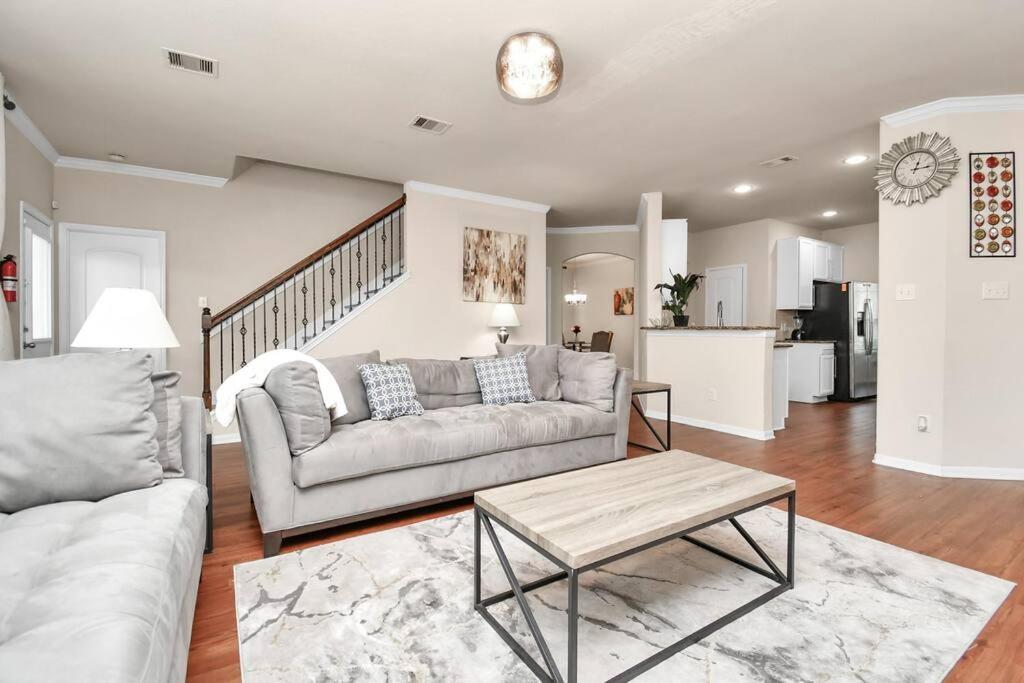 Ferienhaus Family Friendly 4bdroom With Backyard